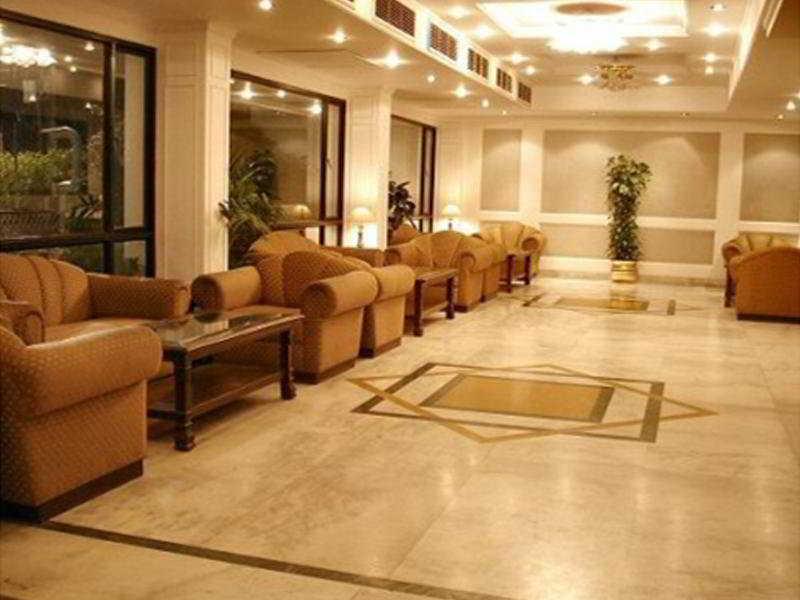 Hotel Vaibhav Βαρανάσι Εξωτερικό φωτογραφία
