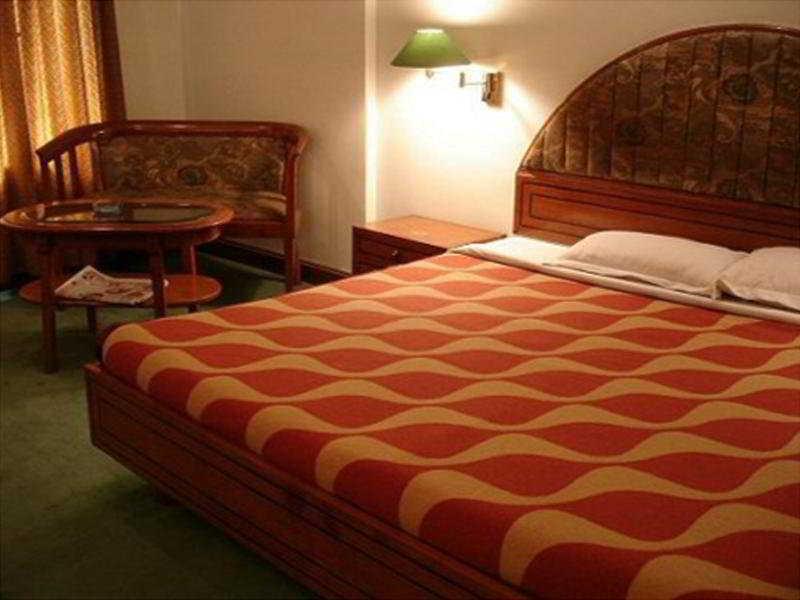 Hotel Vaibhav Βαρανάσι Εξωτερικό φωτογραφία