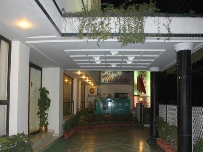 Hotel Vaibhav Βαρανάσι Εξωτερικό φωτογραφία