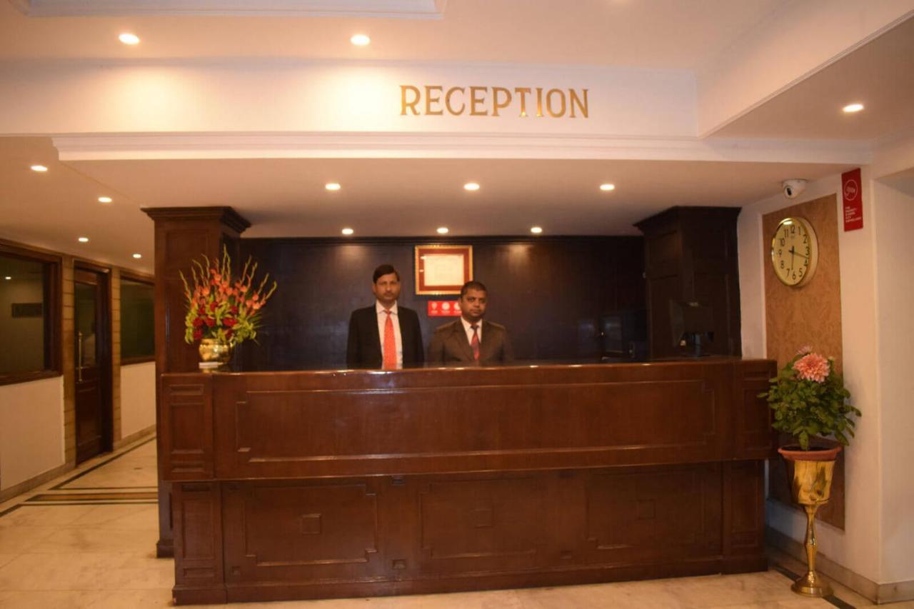Hotel Vaibhav Βαρανάσι Εξωτερικό φωτογραφία